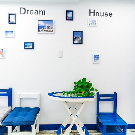 Long House Apartment Taichung Exterior foto